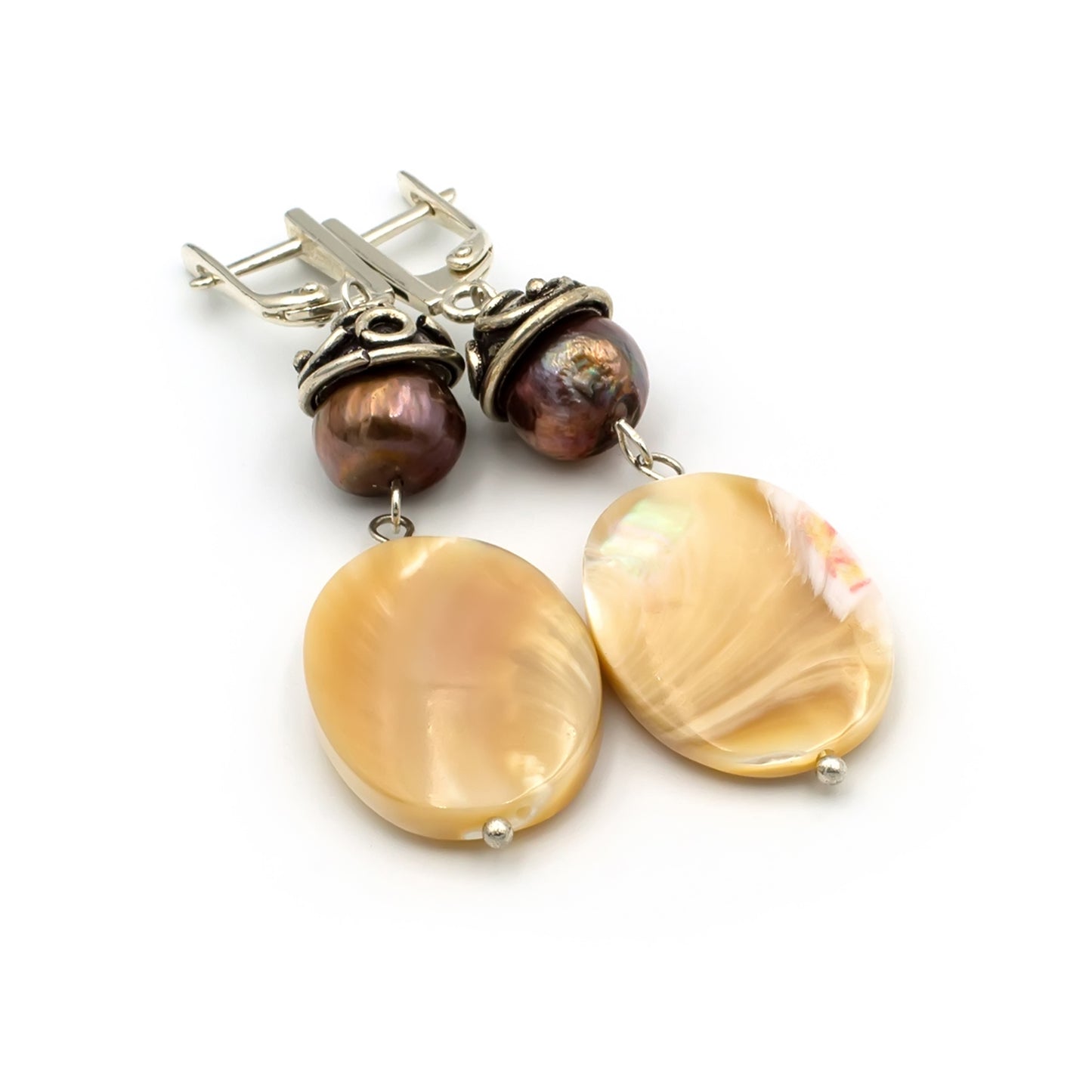 Mother-of-pearl earrings