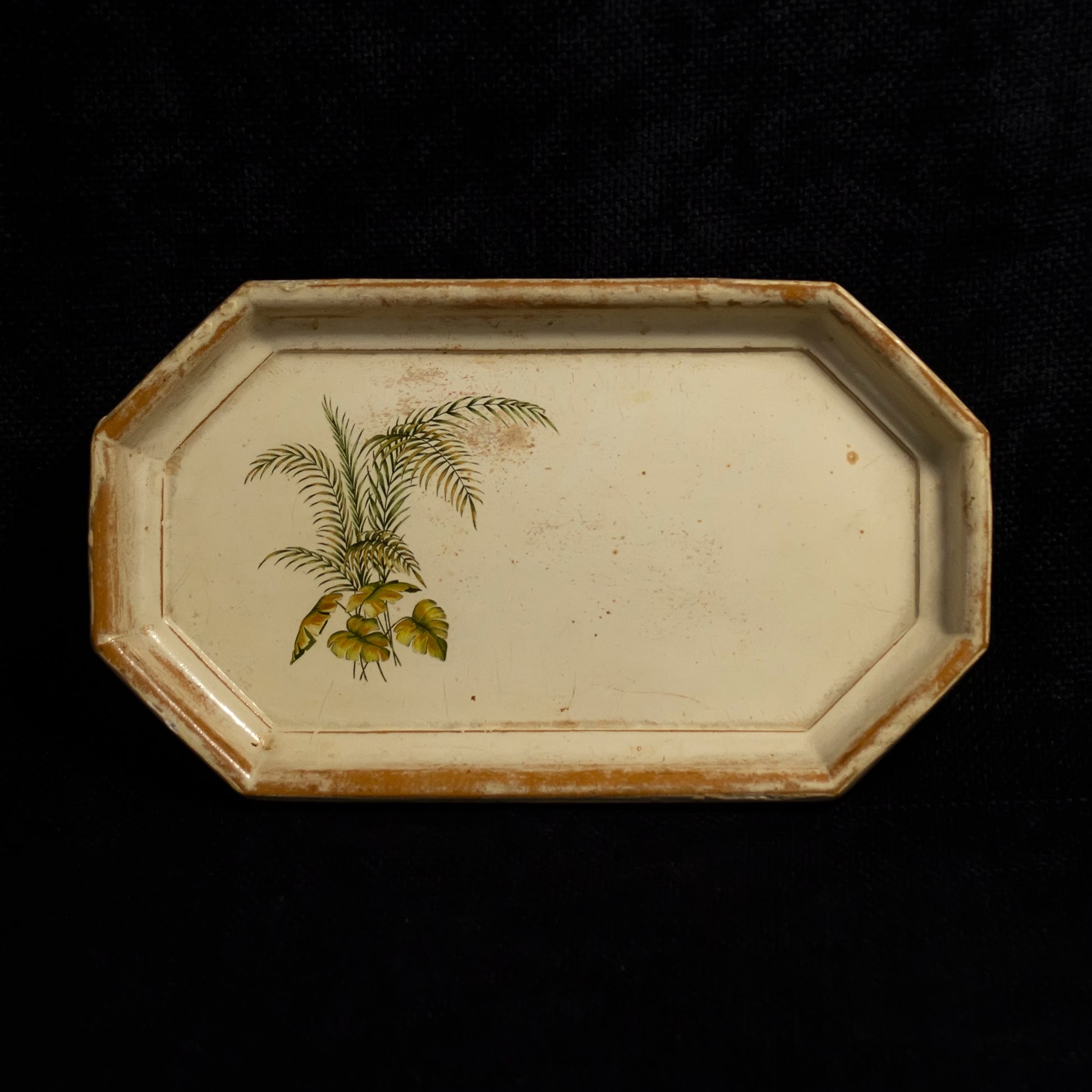 Small octagonal Italian tray