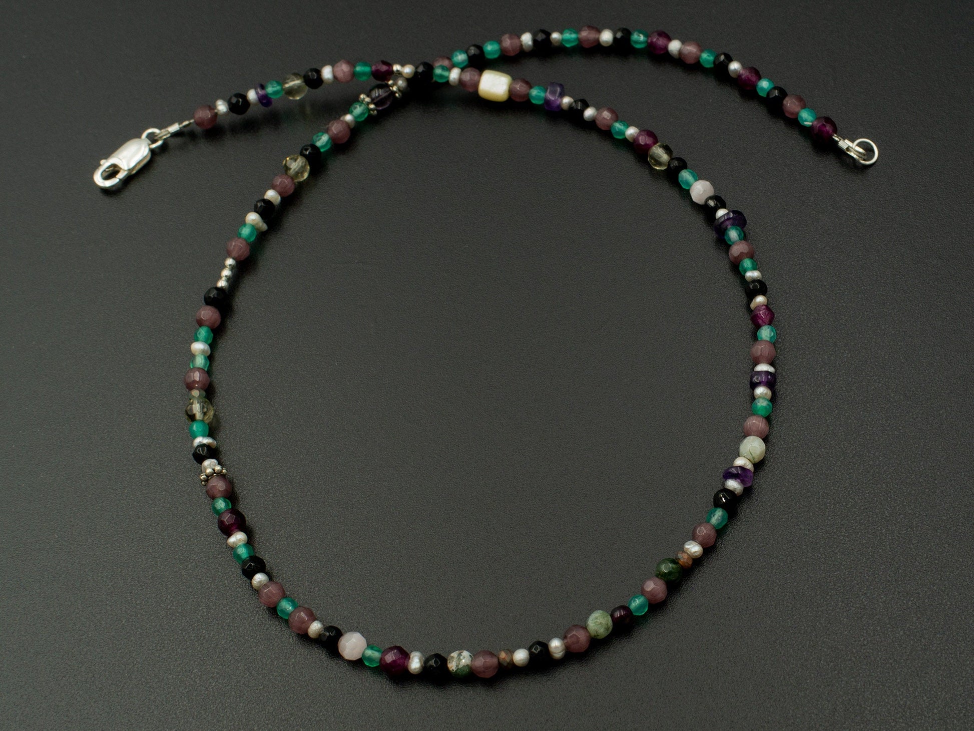 Thin multicolored necklace