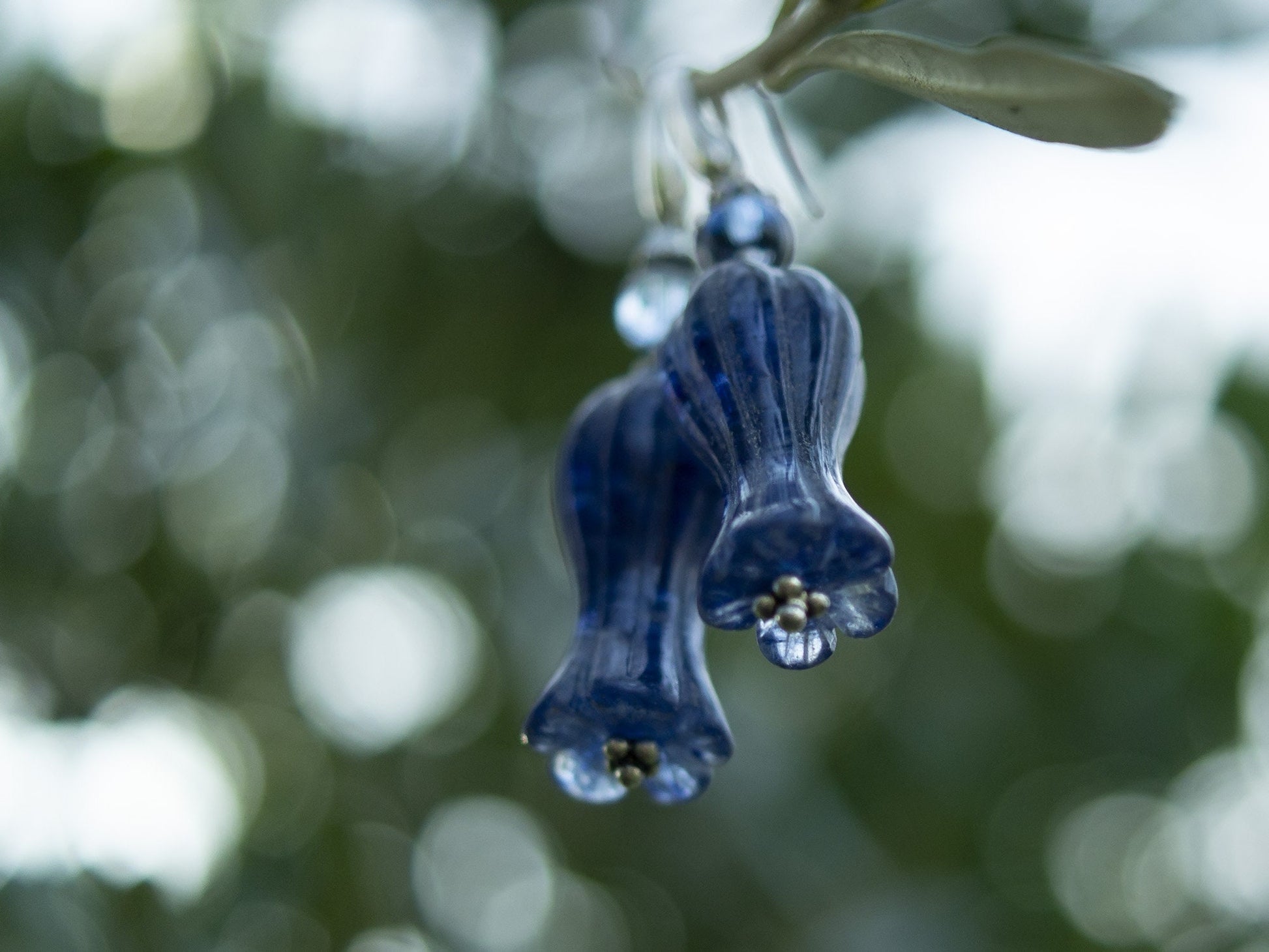 Blue flowers earrings made of chalcedony, Murano glass and silver