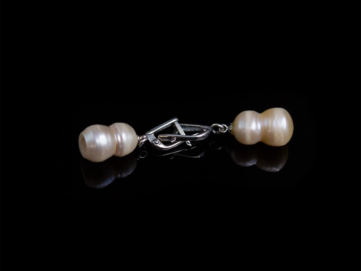 Pearl earrings