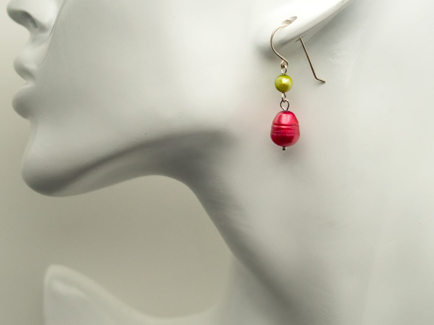 Bright pearl earrings